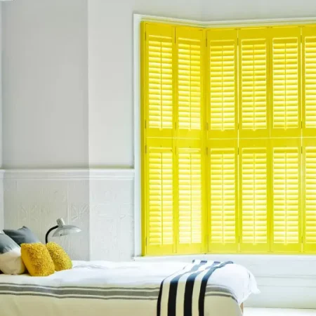 bed-room-full-height-shutter yellow shutter installation